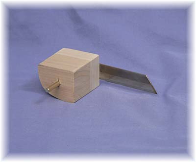 bottom cutting knife